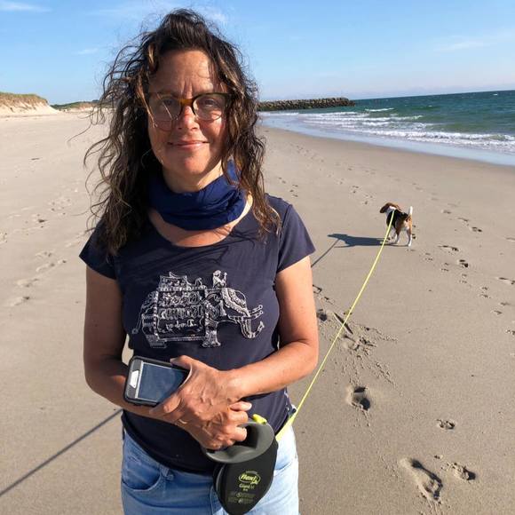 Meet your Posher, Lucy - Picture 1 of 1